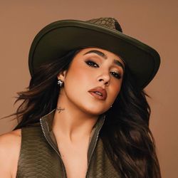 Foto do artista Lauana Prado