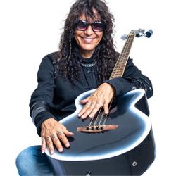 Foto do artista Luiz Caldas