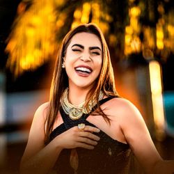 Foto do artista Naiara Azevedo