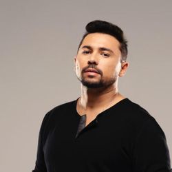 Foto do artista Xand Avião