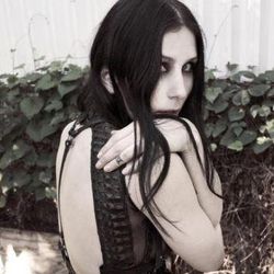 Foto do artista Chelsea Wolfe