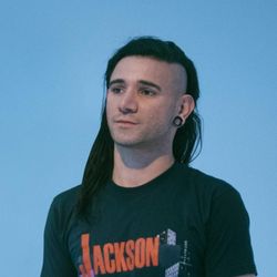 Foto do artista Skrillex