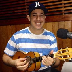 Foto do artista Thiago Brito