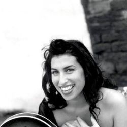 Foto do artista Amy Winehouse