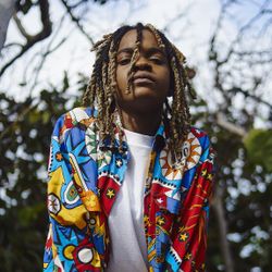 Foto do artista Koffee