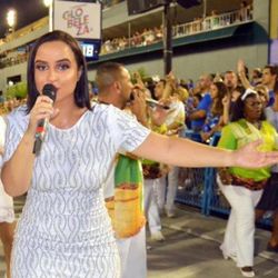 Foto do artista Tainara Martins