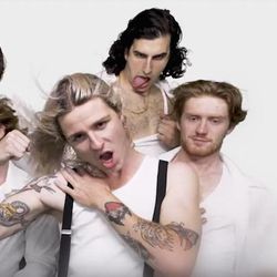 Foto do artista Between You & Me