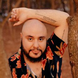Foto do artista Márcio Moreira