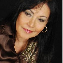 Foto do artista Cláudia