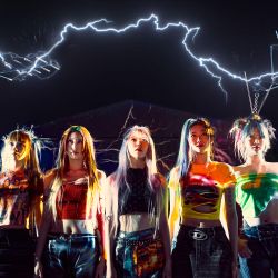 Foto do artista LE SSERAFIM