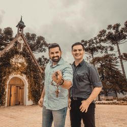 Foto do artista Alvaro e Daniel