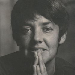 Foto do artista María Elena Walsh