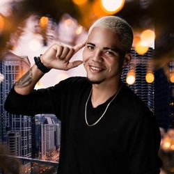 Foto do artista Isaque o Garizão