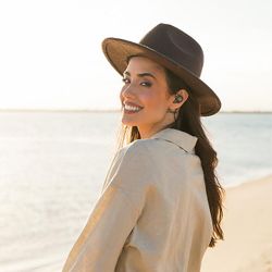 Foto do artista Isadora Pompeo