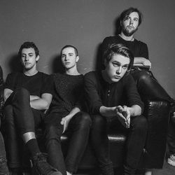 the neighbourhood - daddy issues (remix) (lyrics) Chords - Chordify