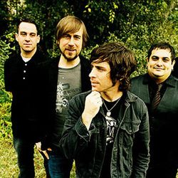 Foto do artista Taking Back Sunday