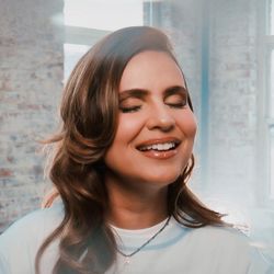 Foto do artista Aline Barros