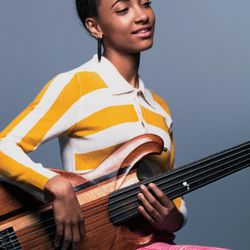 Foto do artista Esperanza Spalding