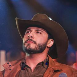 Foto do artista Murilo Huff