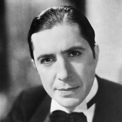 Foto do artista Carlos Gardel