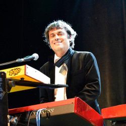 Foto do artista Mú Carvalho