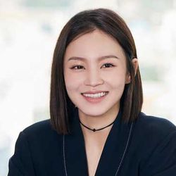 Foto do artista Lee Hi