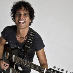 Foto do artista Pedro Suárez-Vértiz