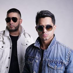 Foto do artista R.K.M & Ken Y