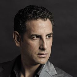 Foto do artista Juan Diego Florez