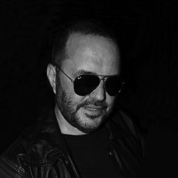 Foto do artista Toninho Geraes