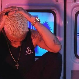 Vermelho Sangue - 2016 • Álbum