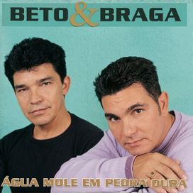 Água Mole Em Pedra Dura - 2001 • Álbum