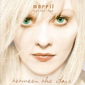 Between The Days - 1998 • Álbum