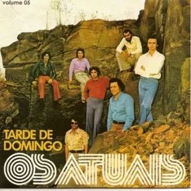 Tarde de Domingo  - 1975 • Álbum