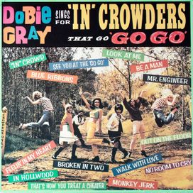 Sings For 'In' Crowders That 'Go Go' - 1965 • Álbum