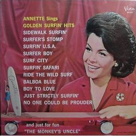 Sings Golden Surfin' Hits - 1965 • Álbum