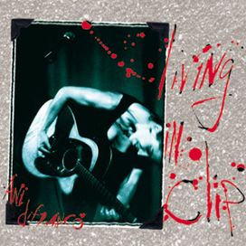Living In Clip - 1997 • Álbum