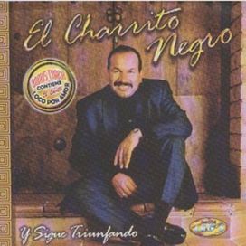 Y Sigue Triunfando - 2002 • Álbum