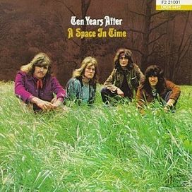 A Space In Time - 1990 • Álbum