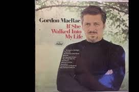 If She Walked Into My Life - 1966 • Álbum