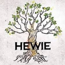 Hewie - Paula Landucci