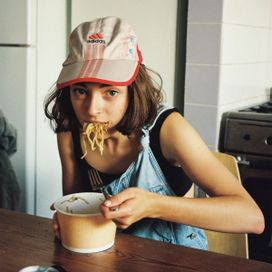 Thrush Metal - Stella Donnelly