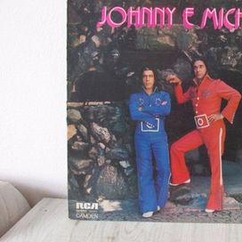 Johnny E Michel (1974) - 1974 • Álbum