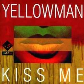 Kiss Me - 1995 • Álbum