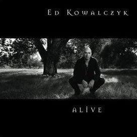Alive - 2010 • Álbum