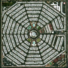 Strangers To Ourselves - 2015 • Álbum