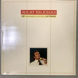 28 Grandes Exitos Latinos - 1989 • Coletânea