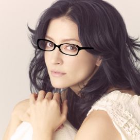 Tapestry Of Songs - The Best Of Angela Aki (Deluxe Edition) - 2014 • Álbum