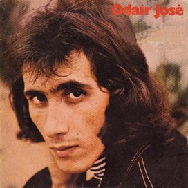 En Castellano - 1976 • Álbum