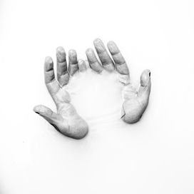 Please Turn Green (Live Piano Version) - 2021 • Sencillo/EP